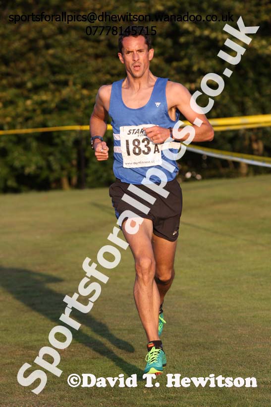 Veteran mens Durham City Cross Country Relays. Photo: David T. Hewitson/Sports for All Pics